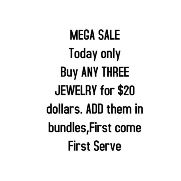 ❤️4 for $20 SWAROVSKI element Heart Stud Earrings - Picture 4 of 4